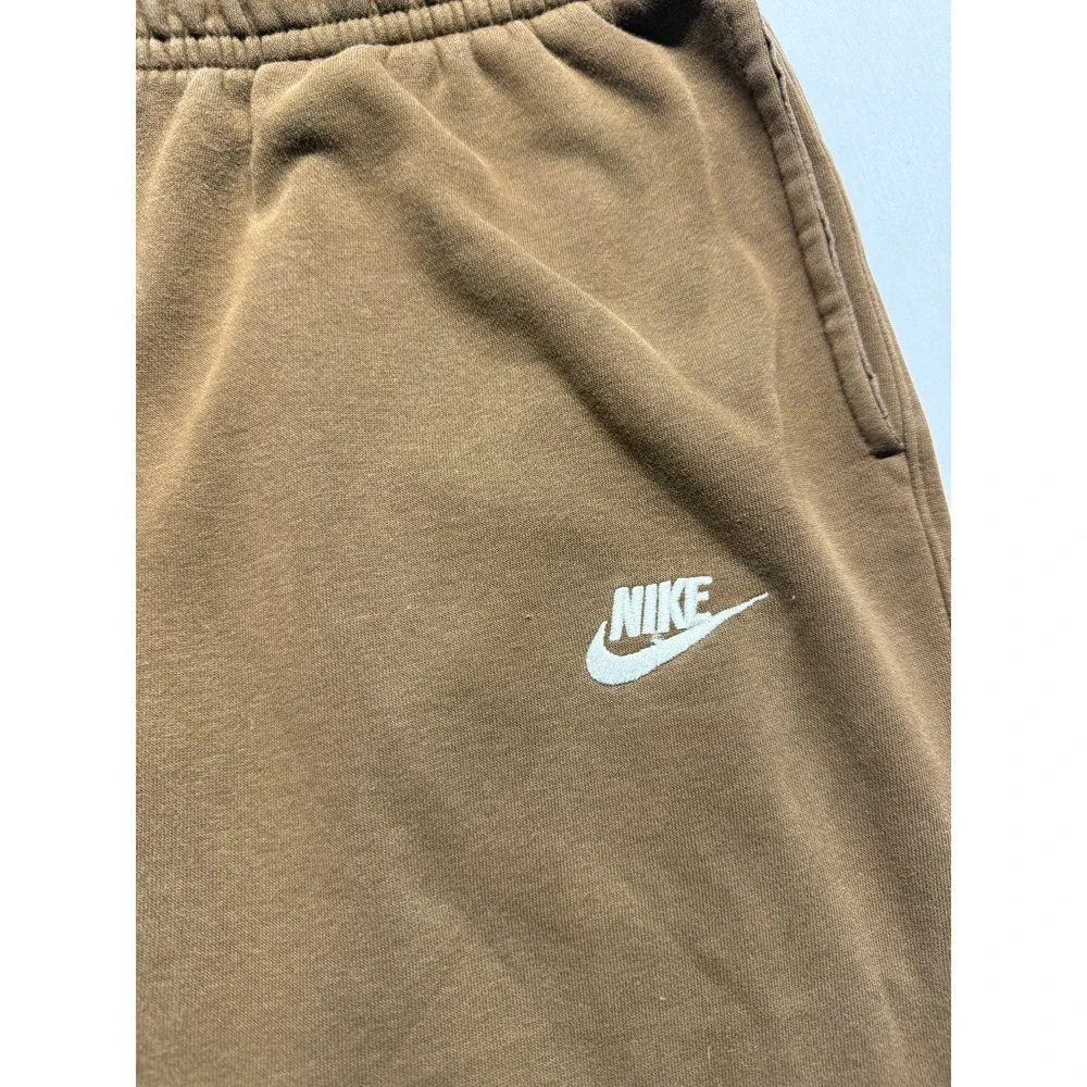 Nike Sportswear Club Fleece Jogger Pants Mens XL Brown Standard‎ Fit Athleisure